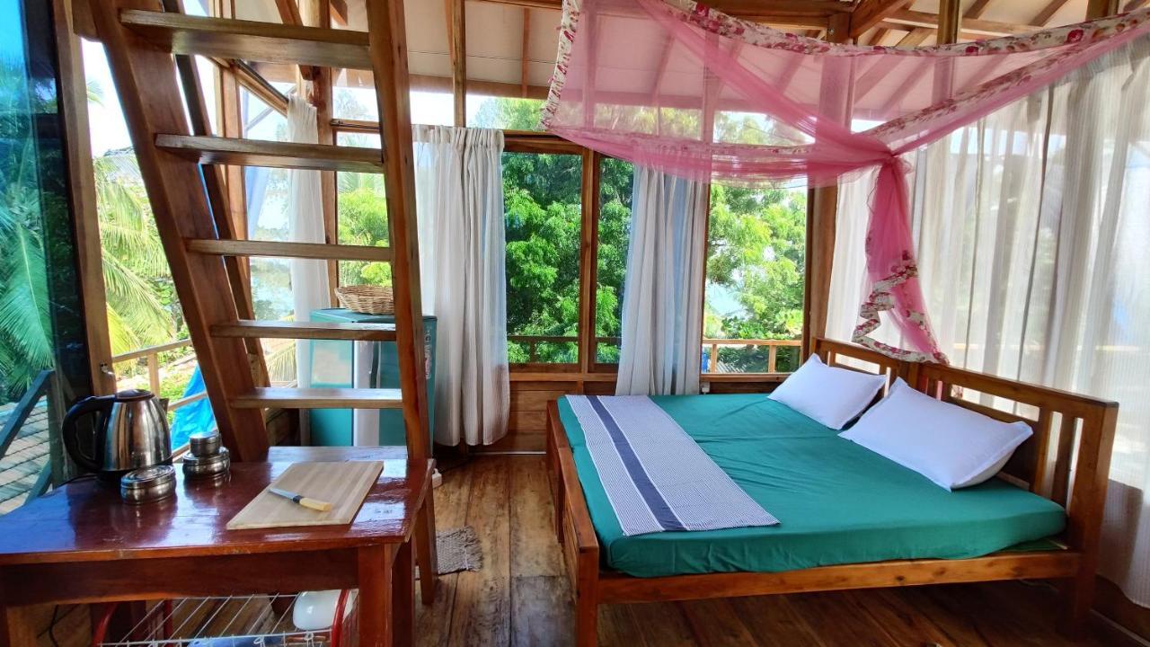 Surf Beach Hotel Аругам Экстерьер фото