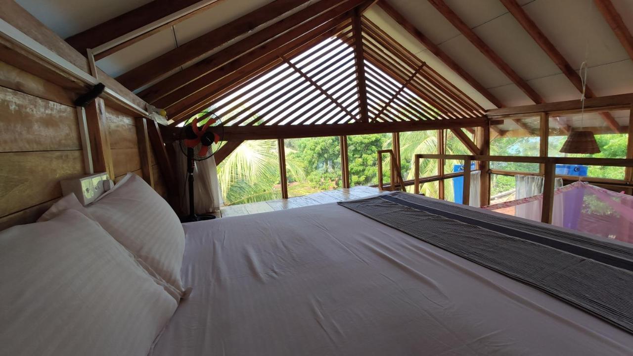 Surf Beach Hotel Аругам Экстерьер фото