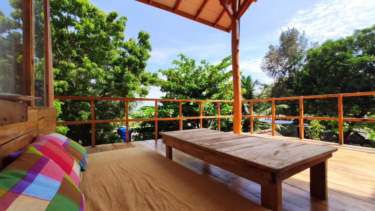 Surf Beach Hotel Аругам Экстерьер фото